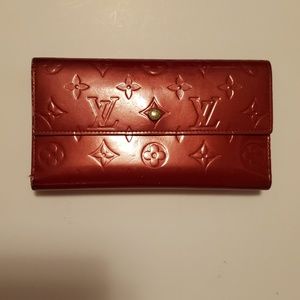Authentic Louis Vuitton Wallet  Red Vernis